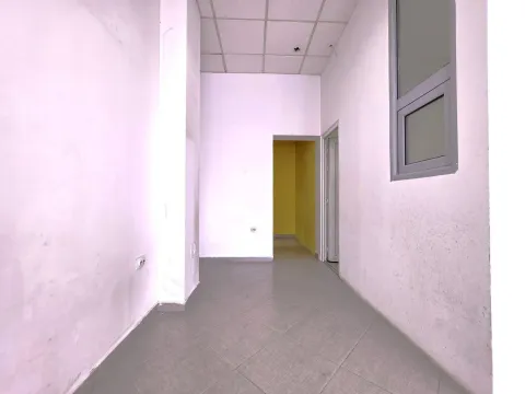 Rent, office space, 67m², Tuški Put, Podgorica - image 5