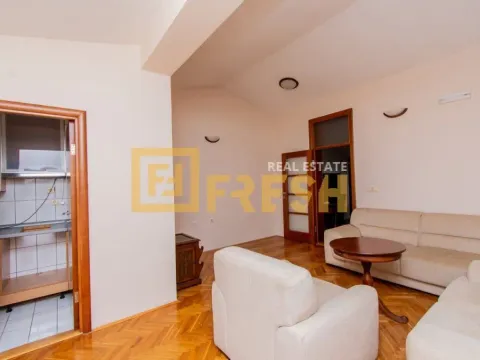 Izdavanje, kuća, 600m², Zagorič, Podgorica - image 24