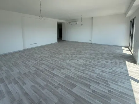 Sale, apartment, 334m², Bar, Crna Gora - image 6