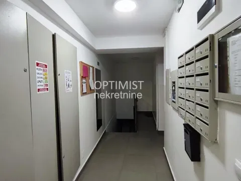 Prodaja, trosoban stan, 57m², Veliki Mokri Lug, Zvezdara Sve Podlokacije - image 19