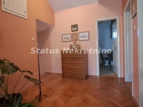 Prodaja, kuća, 348m², Petrovaradin, Novi Sad - image 16