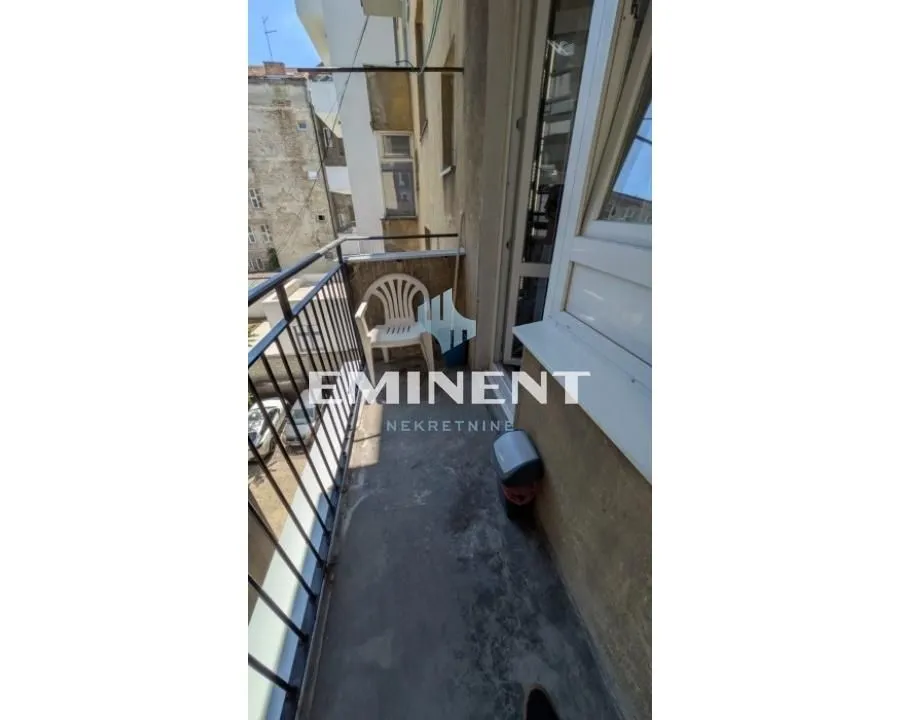 Rent, three bedroom apartment, 65m², Vračar Hram, Vračar Sve Podlokacije