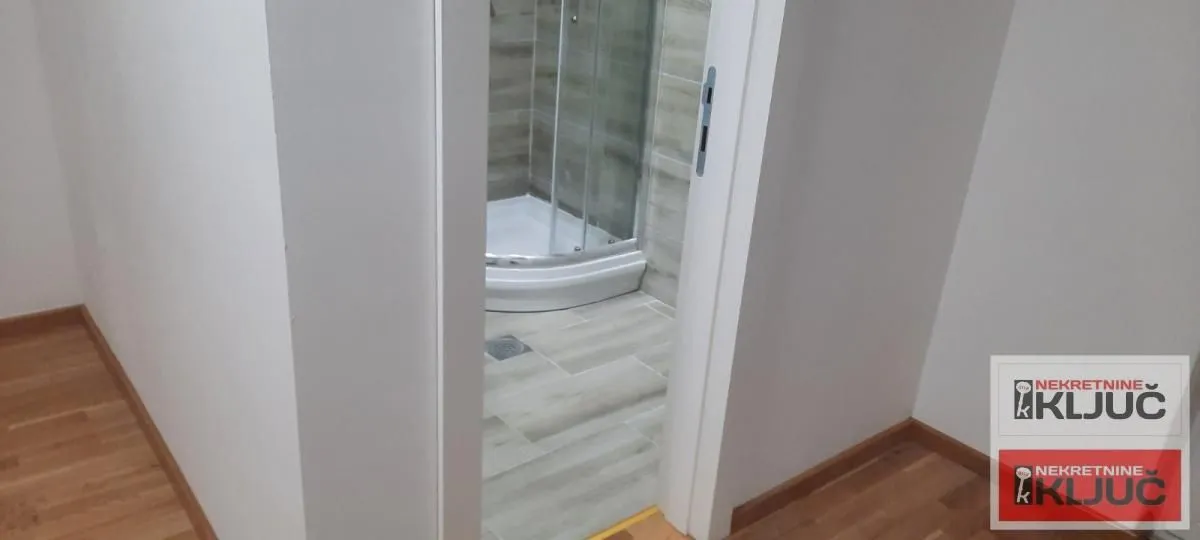 Prodaja, četvorosoban stan, 71m², Adice, Novi Sad Sve Podlokacije