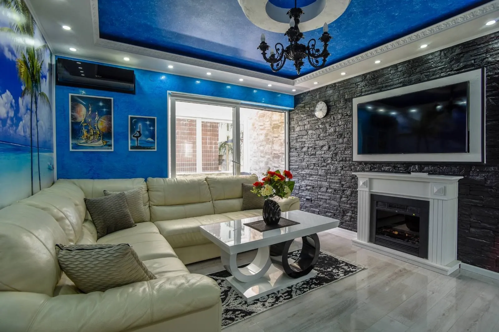 Izdavanje, jednosoban stan, 47m², Budva, Crna Gora