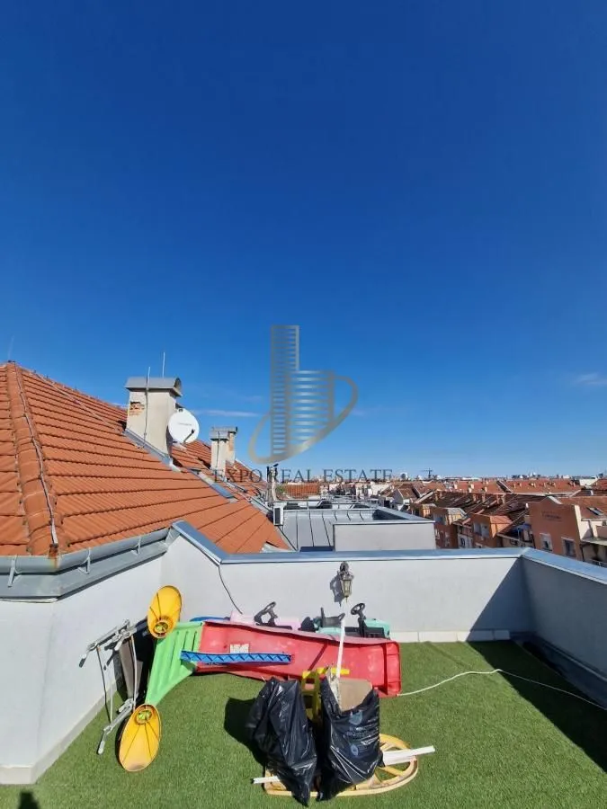 Prodaja, četvorosoban stan, 120m², Nova Detelinara, Novi Sad Sve Podlokacije