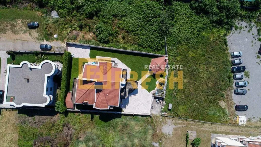 Prodaja, kuća, 550m², Zabjelo, Podgorica