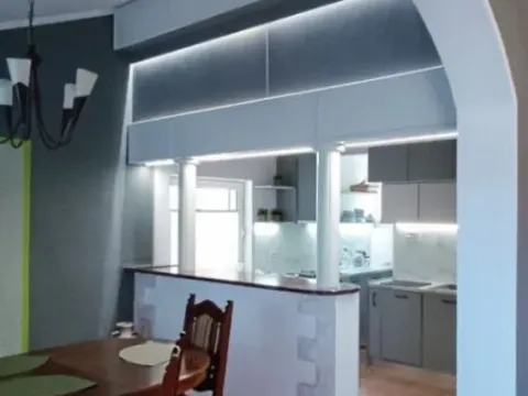 Izdavanje, trosoban stan, 130m², Centar, Herceg Novi - image 6