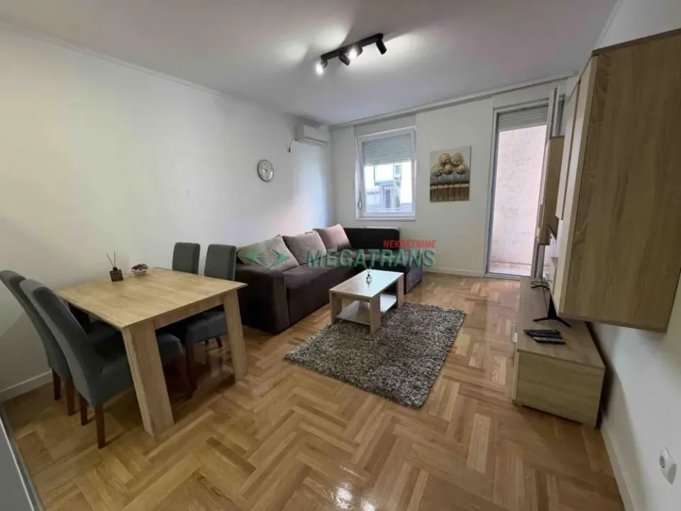 Rent, two bedroom apartment, 50m², Centar, Novi Sad
