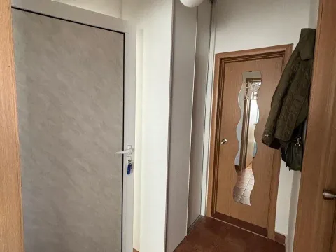 Prodaja, dvosoban stan, 61m², Tološi, Podgorica - image 10