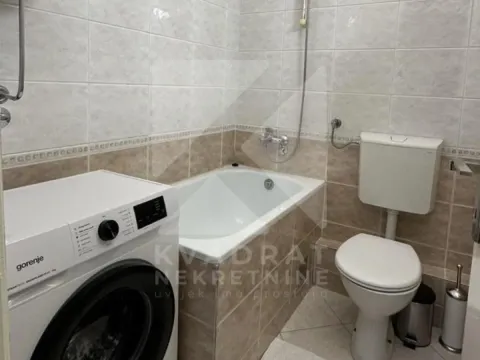 Rent, one bedroom apartment, 37m², City Kvart, Podgorica - image 5