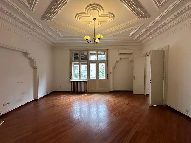 Rent, office space, 305m², Vračar, Šid