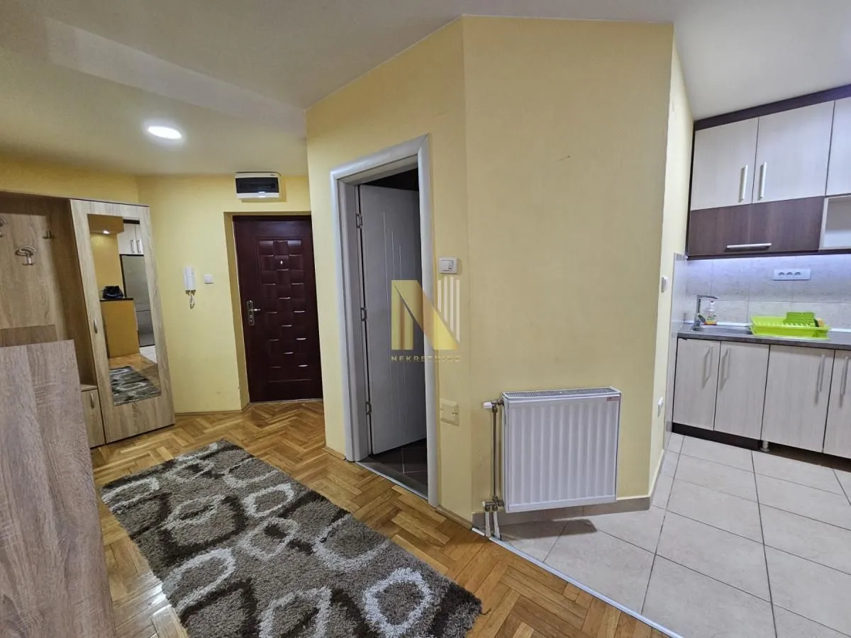 Izdavanje, dvosoban stan, 43m², Telep, Novi Sad Sve Podlokacije