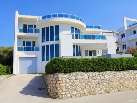 Prodaja, kuća, 319m², Bar, Crna Gora