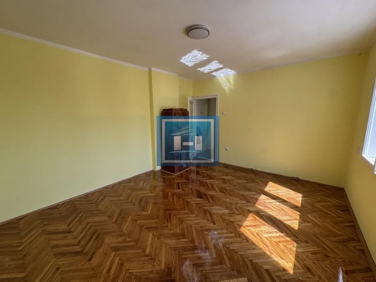 Izdavanje, jednosoban stan, 37m², Dom Zdravlja, Ćuprija