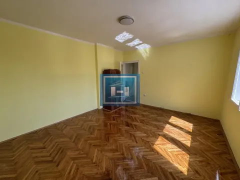 Izdavanje, jednosoban stan, 37m², Dom Zdravlja, Ćuprija - image 3