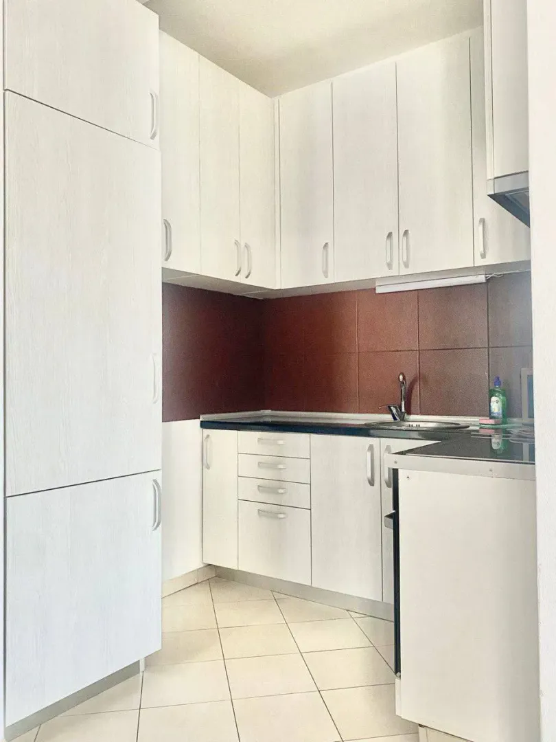 Rent, one bedroom apartment, 72m², Centar, Budva