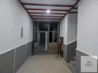 Izdavanje, poslovni prostor, 70m², Ruma, Srbija - image 10