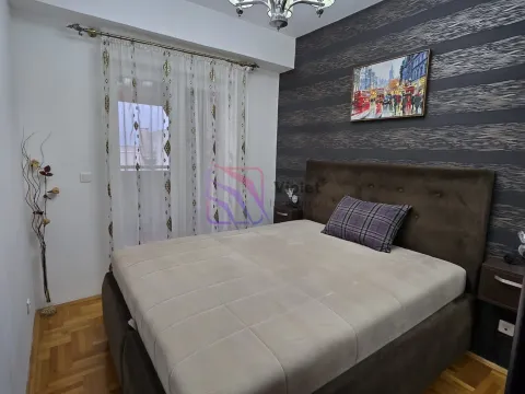 Prodaja, dvosoban stan, 75m², City Kvart, Podgorica - image 7