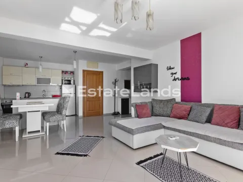 Rent, two bedroom apartment, 80m², Centar, Tivat - image 4