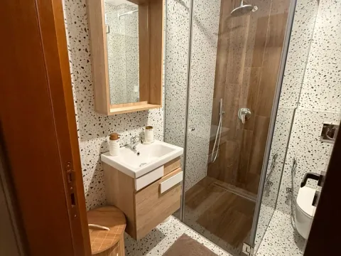 Izdavanje, jednosoban stan, 29m², Bartula, Bar - image 7