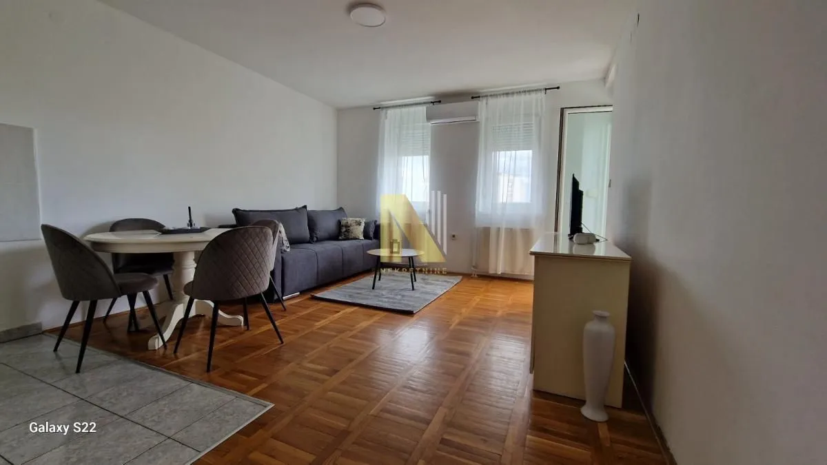 Izdavanje, dvosoban stan, 47m², Sajmište, Novi Sad