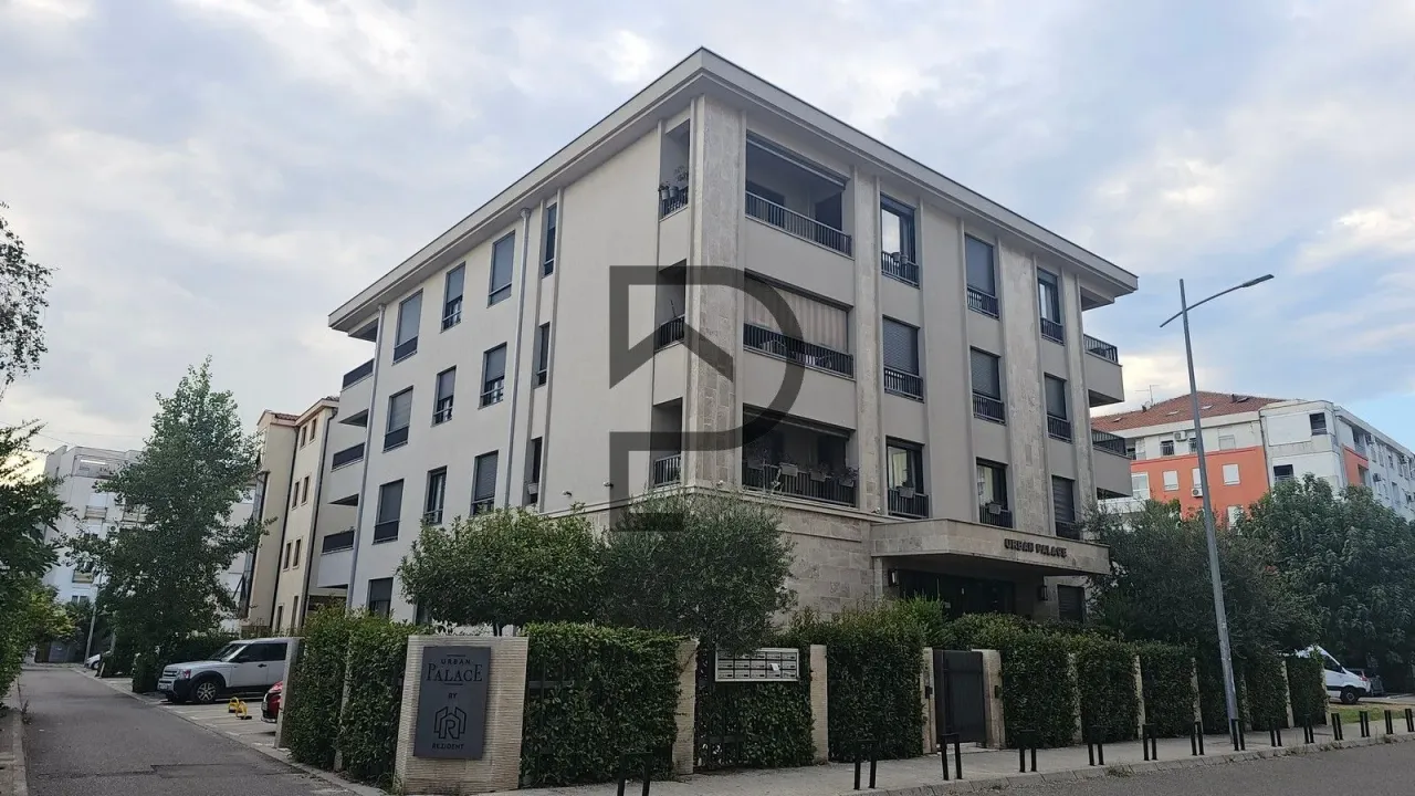 Izdavanje, stan, 60m², Blok 6, Podgorica