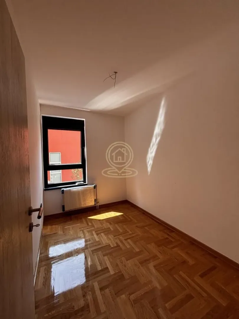 Prodaja, dvosoban stan, 65m², Medijana, Niš