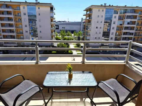 Rent, apartment, 53m², City Kvart, Podgorica - image 8
