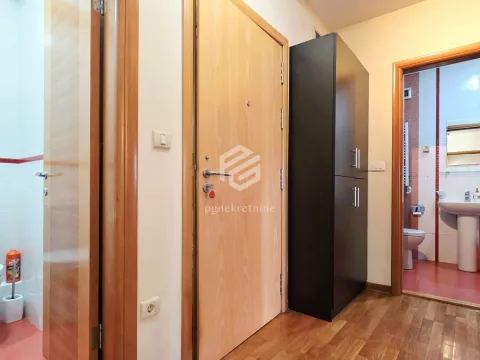 Prodaja, dvosoban stan, 66m², Preko Morače, Podgorica - image 17