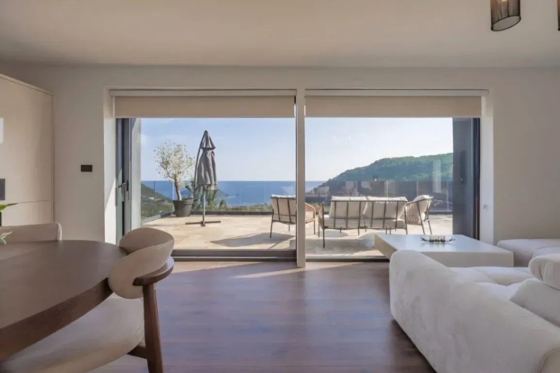 Sale, apartment, 293m², Markovići, Budva