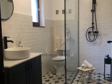 Sale, house, 254m², Beočin, Srbija - image 13