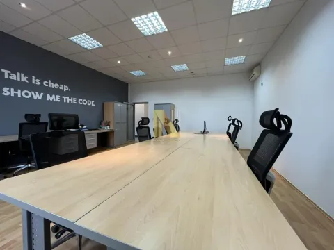 Rent, office space, 736m², Salajka, Novi Sad Sve Podlokacije - image 32
