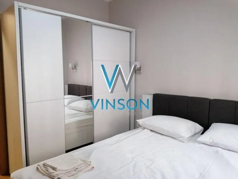 Izdavanje, dvosoban stan, 63m², Centar, Novi Sad