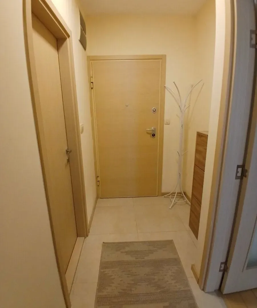 Izdavanje, jednosoban stan, 46m², City Kvart, Podgorica