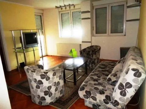 Izdavanje, dvosoban stan, 63m², Medijana, Niš