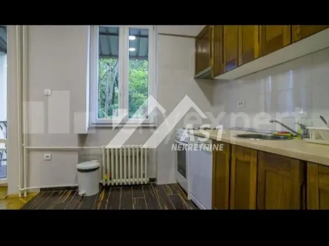 Izdavanje, trosoban stan, 100m², Centar, Novi Sad - image 8