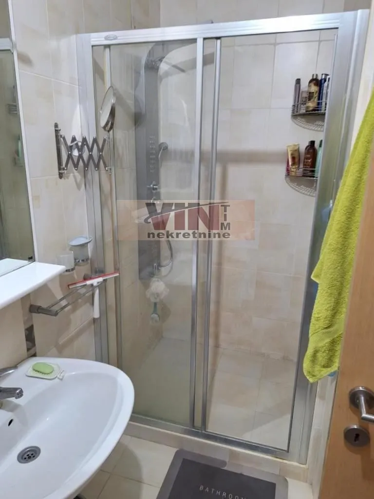 Prodaja, trosoban stan, 91m², Fon (Fon - Bilećka), Voždovac Sve Podlokacije
