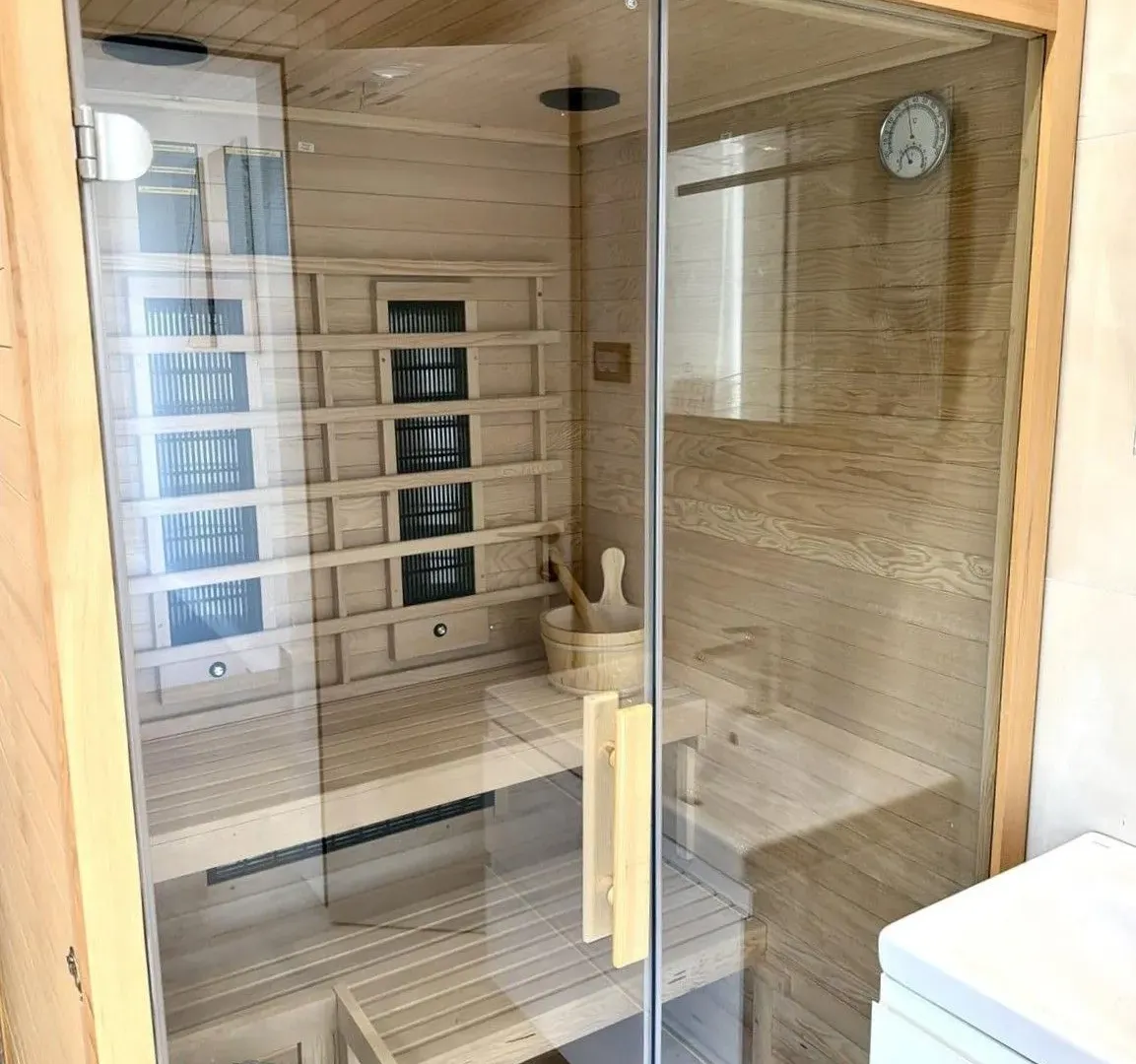 Sale, house, 225m², Gornja Gorica, Podgorica