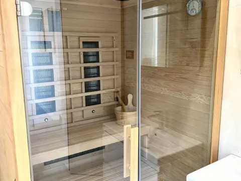 Sale, house, 225m², Gornja Gorica, Podgorica - image 11