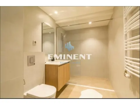 Izdavanje, trosoban stan, 86m², Savski Venac, Beograd - image 13