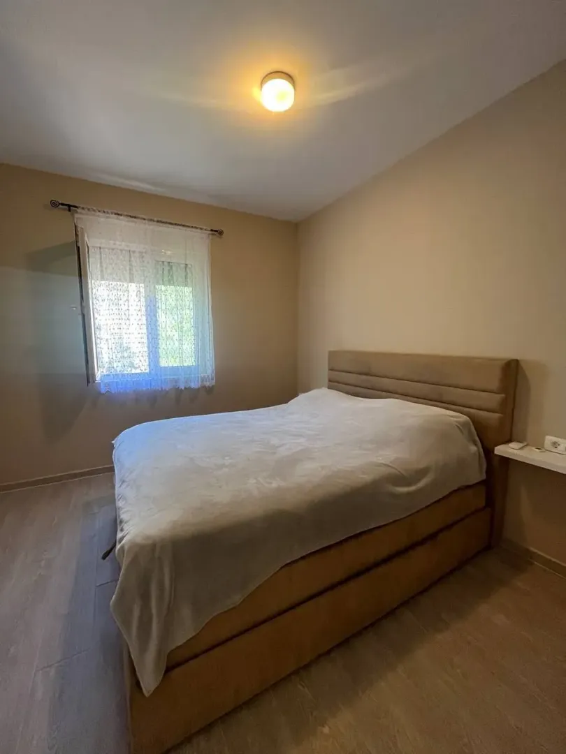 Rent, one bedroom apartment, 45m², Bečići, Budva