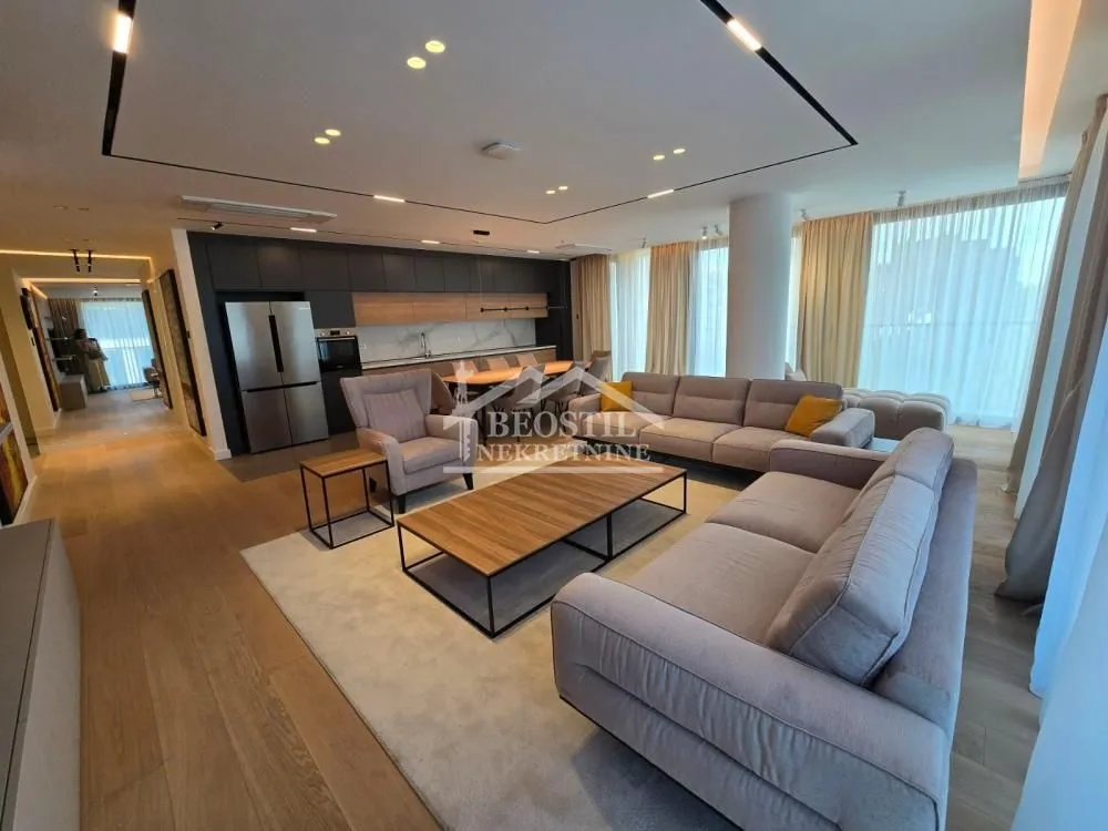 Rent, four bedroom apartment, 175m², Stari Grad, Beograd