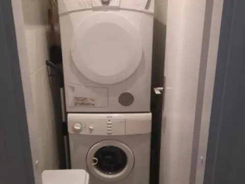 Izdavanje, četvorosoban stan, 86m², Novo naselje, Novi Sad - image 17