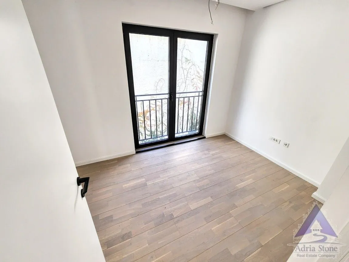 Sale, two bedroom apartment, 111m², Komoševina, Budva