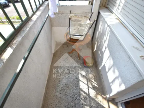 Prodaja, trosoban stan, 120m², Pobrežje, Podgorica - image 11