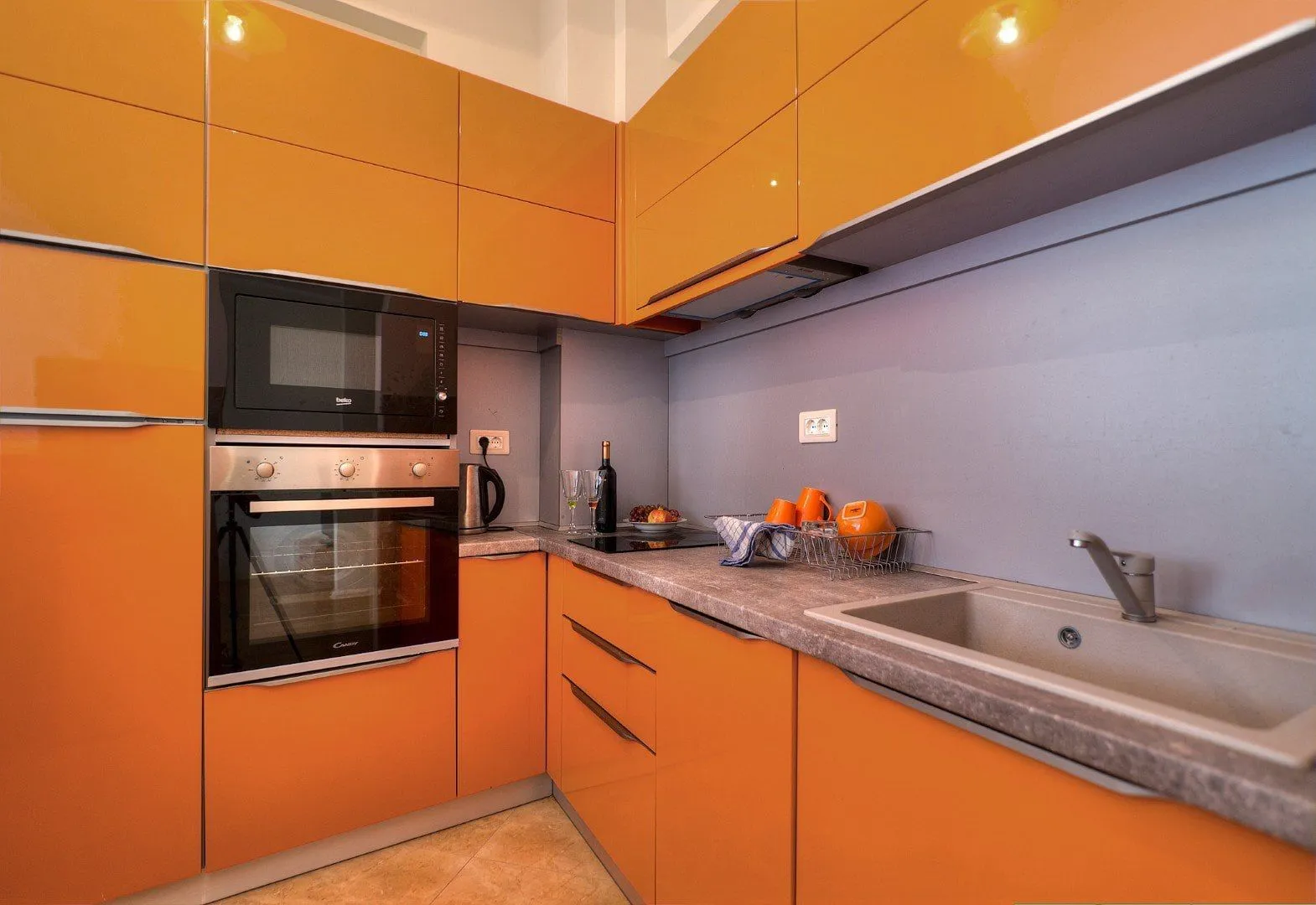 Sale, one bedroom apartment, 92m², Bečići, Budva