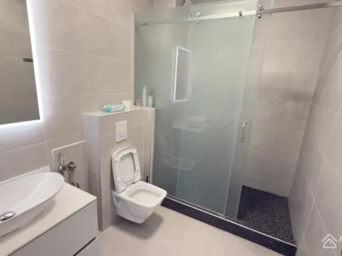 Prodaja, dvosoban stan, 104m², Bečići, Budva - image 11