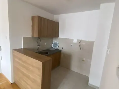 Rent, two bedroom apartment, 73m², Crveni Pevac, Niš - image 5