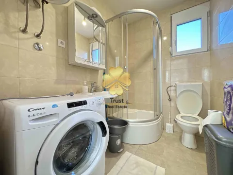 Izdavanje, dvosoban stan, 70m², Velje Brdo, Podgorica - image 11