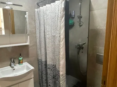 Sale, one bedroom apartment, 43m², Bečići, Budva - image 8